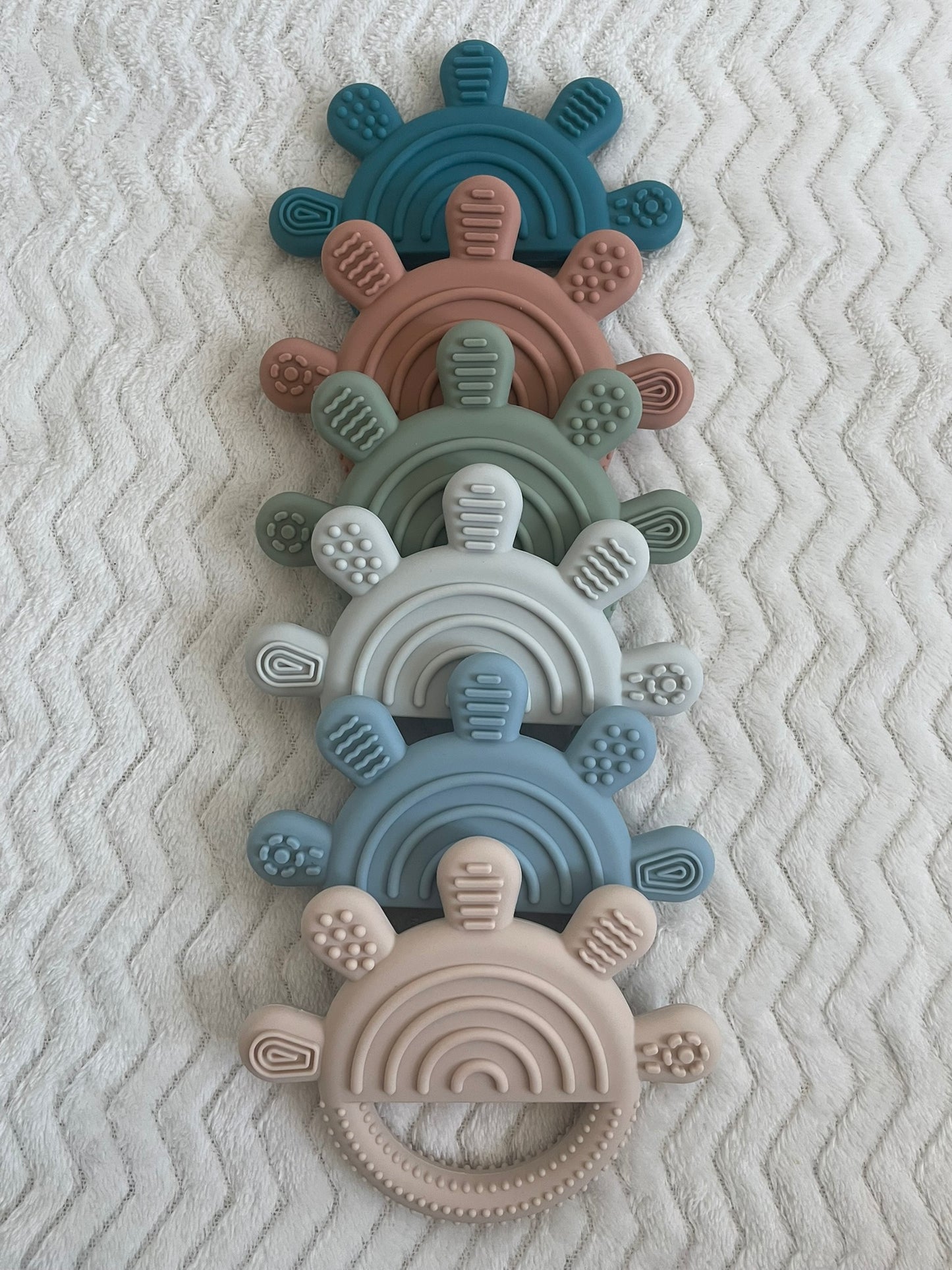 Sensorische Regenboog Bijtring Bruin – Siliconen | 12 cm